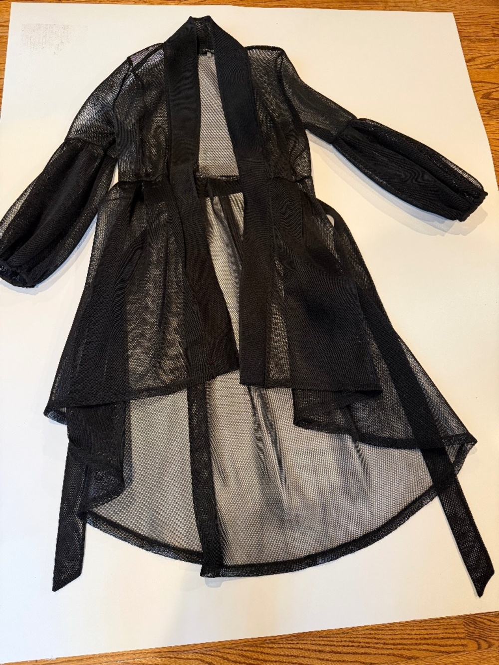 NWOT - COAT WEIGHT MESH HI-LOW BELTED COAT